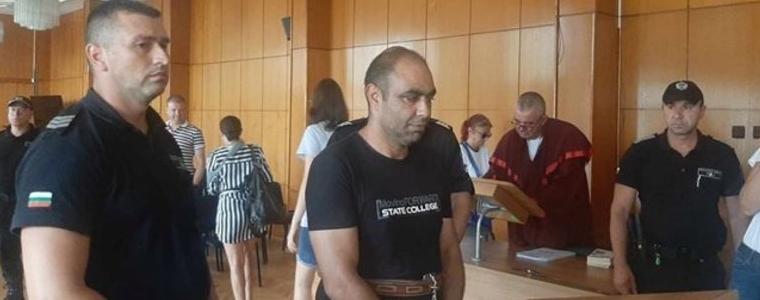 Убиецът на шофьора в Прилеп първо го набил, после се върнал за нож и го намушкал. Не е роднина на детето