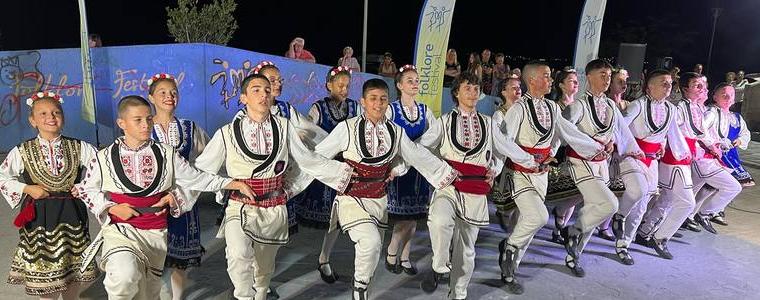 Децата от Ансамбъл "Добротица" се завърнаха от фестивал в Тасос
