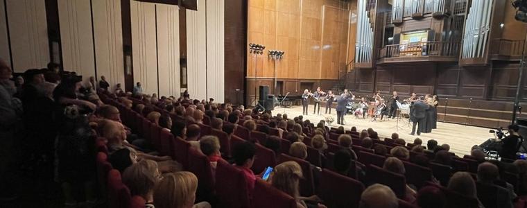 Добричлии изпълниха докрай обновената органова зала за откриването й (ВИДЕО И СНИМКИ)