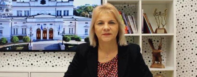 Мая Димитрова:Някои от предложените промени в Конституцията граничат с национално предателство (АУДИО)