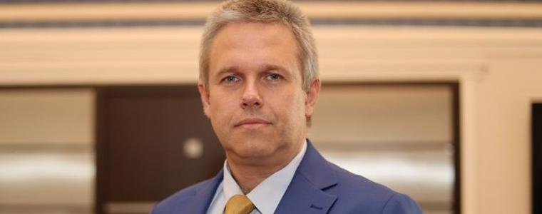 Министърът на електронното управление: Започваме удостоверяване на машините за балотажа