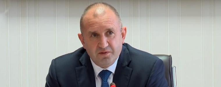 Президентът сезира КС за промени в Закона за земеделските земи
