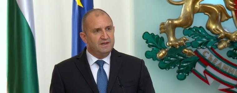 Президентът сезира КС за таксите върху вноса и транзита на руски газ през България