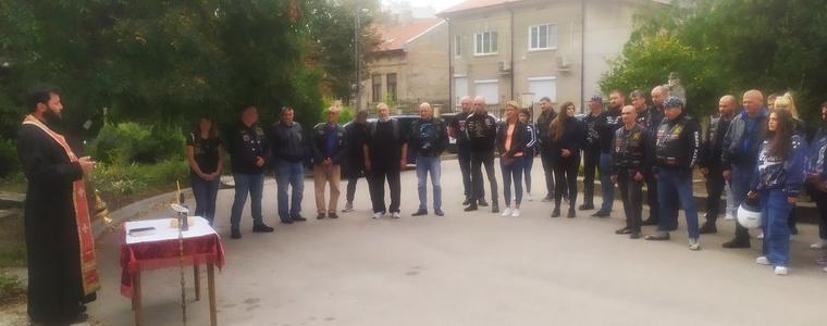 С молебен и мото шествие в Добрич почетоха паметта на загиналите мотористи (СНИМКИ)