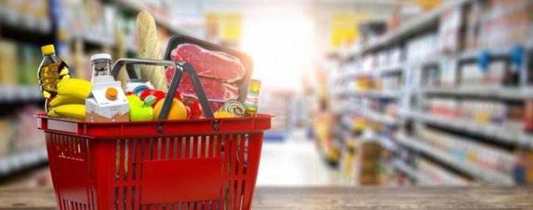Зеленчуците поевтиняват, но растат цените на захар, олио и млечни продукти 