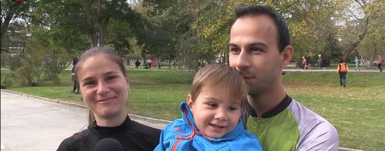 Деца и родители тичат заедно на благотворителния маратон в Добрич (ВИДЕО)