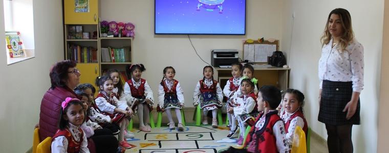 Децата в Коритен посрещнаха есента в обновена детска градина (СНИМКИ)