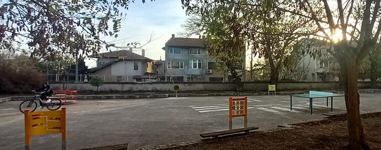 Нови детски съоръжения радват малките жители на Каварна