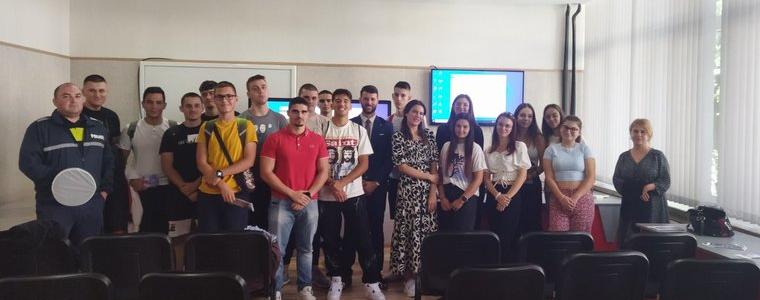 Продължават съвместните срещи на прокуратурата и полицията в Добрич с ученици