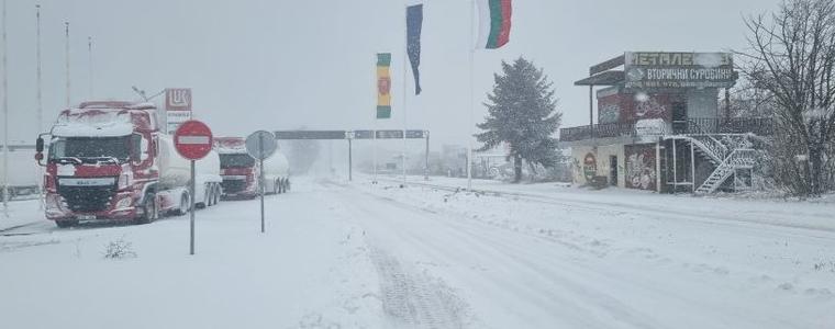 Пътят Добрич – Варна е отворен за движение за автомобили до 3,5 т