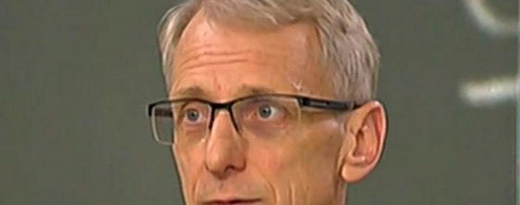 Смяна на министри няма да има до ротацията през март, заяви Денков