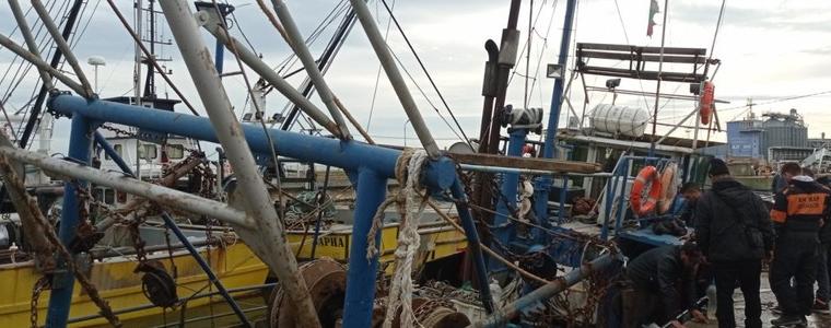 Няма опасност от разлив на гориво на пристанището в Балчик заради авариралия кораб