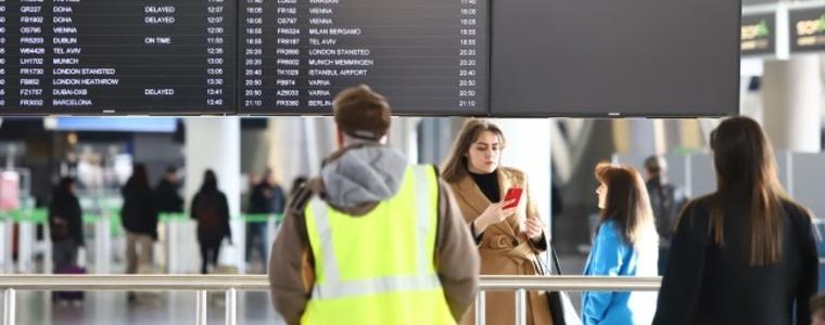 От 12 април редовни полети от Варна до Париж