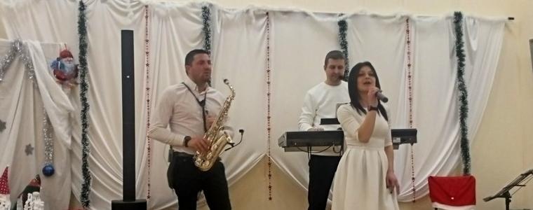 Трио "Акцент" с коледен концерт в галерията в Каварна 