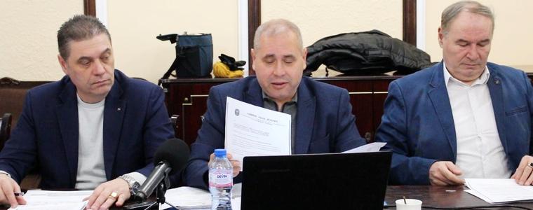 Три комисии в Общинския съвет заседаваха относно кредита от 10 млн. за улици в Добрич (ВИДЕО)