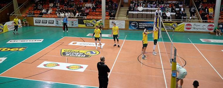 ВОЛЕЙБОЛ: „Добруджа 07“ загуби от лидера „Дея спорт“ (ВИДЕО)