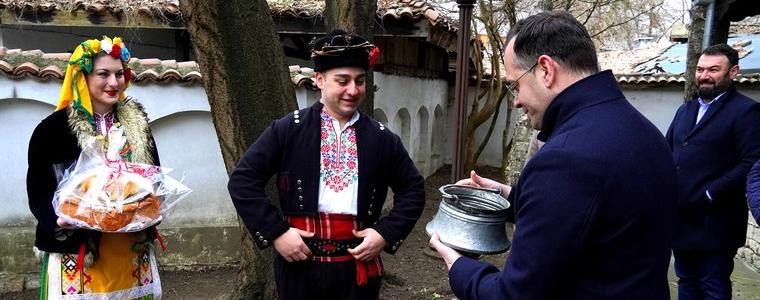 Празнично зарязване на лозата в ЕК "Стария Добрич" (СНИМКИ)