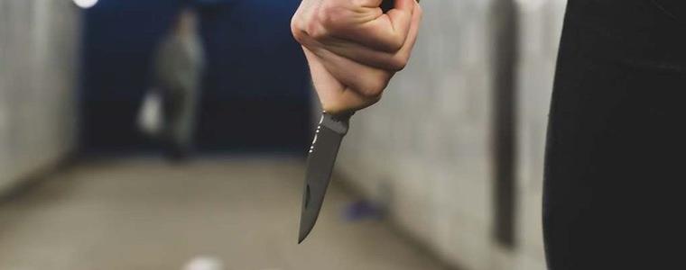 Психичноболен наръга с нож двама мъже в парка на Добрич, единият е починал