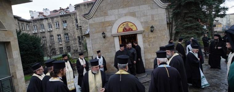 Тленните останки на патриарх Неофит бяха положени в параклиса "Света Марина"
