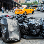 Край на торбите в Ню Йорк, вече ще събират боклука в контейнери  