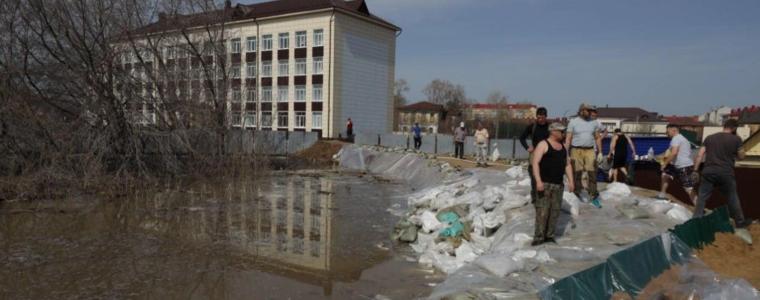Наводненията в Русия набират сила