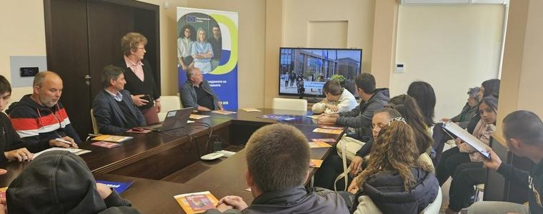 Европа Директно Добрич проведе срещи в Шабла и Тервел, свързани с предстоящите европейски избори 