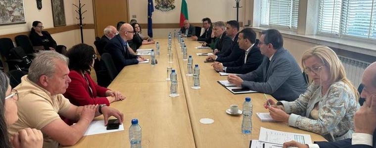 Министърът на икономиката поиска оставките на ръководството на „Ел Би Булгарикум“