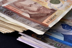 1686 лв. е средната месечна заплата в област Добрич за първото тримесечие на 2024 г.