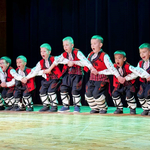 Концерт „Фолклорна плетеница” на малките танцьори от ДГ „Славейче” в Добрич (СНИМКИ)