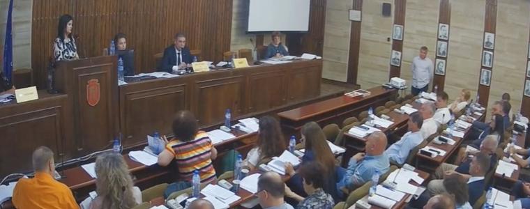 Общински съвет – Добрич ще връчва ежегодна награда „Ученик на годината“ 