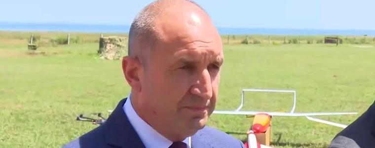 Радев: Как да свикам НС - едните лидери се скриха във Фейсбук, други се разбягаха по селата - чакам ги да се върнат