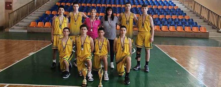 Сребърни медали за СУ „П. Р. Славейков” на държавните финали по баскетбол за момчета 5-7 клас