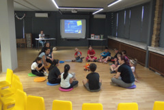 Летен детски клуб „Играй и учи“ започва от днес в РБ „Дора Габе” (ВИДЕО)