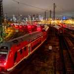 Влак със 185 пътници дерайлира в Югозападна Германия заради свлачище