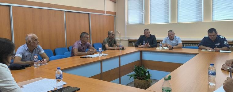 Готовността за защита на населението при пожари бе обсъдена на среща в Областна администрация
