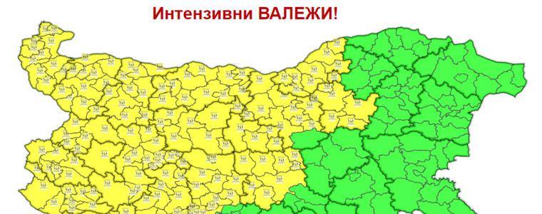 Жълт код за валежи, гръмотевици и градушки в 18 области, Добрич не е сред тях 