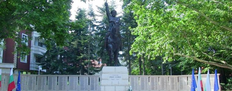 Приеха Статут за честване в Добрич на Годишнините от Добруджанската епопея и славния поход на ген. Колев