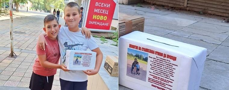 Деца от Добрич с благородна инициатива – изработват гривни, за да подкрепят каузата „Да помогнем на Сиси да проходи“