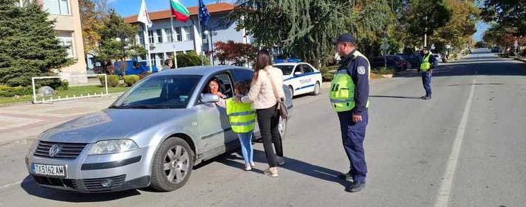 Съвместна акция на полицията в Шабла и детска градина „Дора Габе“ в града