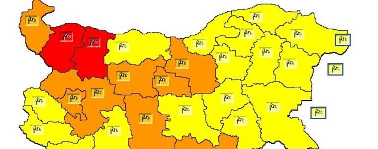 Опасно време: Червен код за вятър в Монтана и Враца, оранжев код в още 9 области
