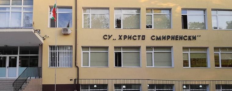 Вътрешна и външна екологична лаборатория ще бъдат изградени в училището в Крушари по проект