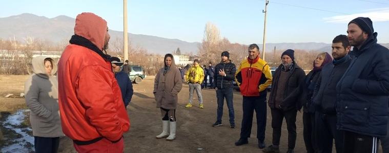 Във Велинград излязоха на протест пред засегнатите от чумата стопанства