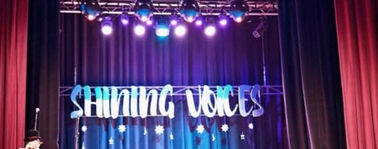 Коледният концерт на студио "Shining voices" събра 820 лева в подкрепа на Александър Шестаков
