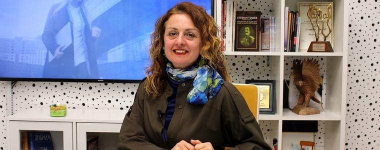 Тя... жената! Силвия Димитрова – от юридическото образование до работа като холистичен здравен консултант (ВИДЕО)
