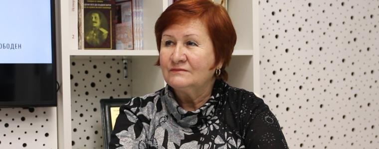 Дванадесетокласници от две добрички училища канят на поетична вечер, посветена на любовта (ВИДЕО)