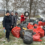 Успешна акция по почистване на района край бившето Опитно поле в Добрич (СНИМКИ)