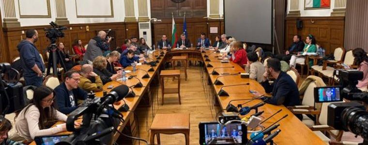 МЗХ: Държавата ще регулира цените на 22 стоки