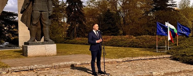 Добрич отбеляза 80 години от края на Втората световна война и Деня на Европа (ВИДЕО)