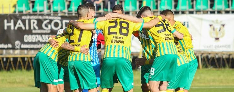 ФУТБОЛ: Часове делят Добруджа от завръщане в елита на България 