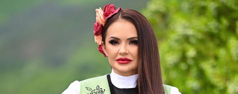 Ивелина Колева ще пее на празника на село Паскалево утре 